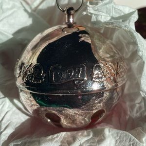 Wallace Limited Addition 27th Year-Christmas Sale!